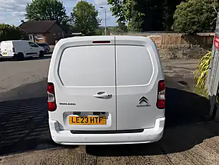 Used 2023 Citroen Berlingo Driver Edition Xl White - Interior and Exterior details 9