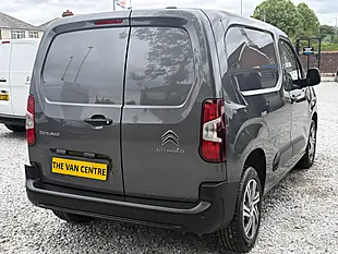 Used 2023 Citroen Berlingo Enterprise Edition 1000 M Grey - Interior and Exterior details 10