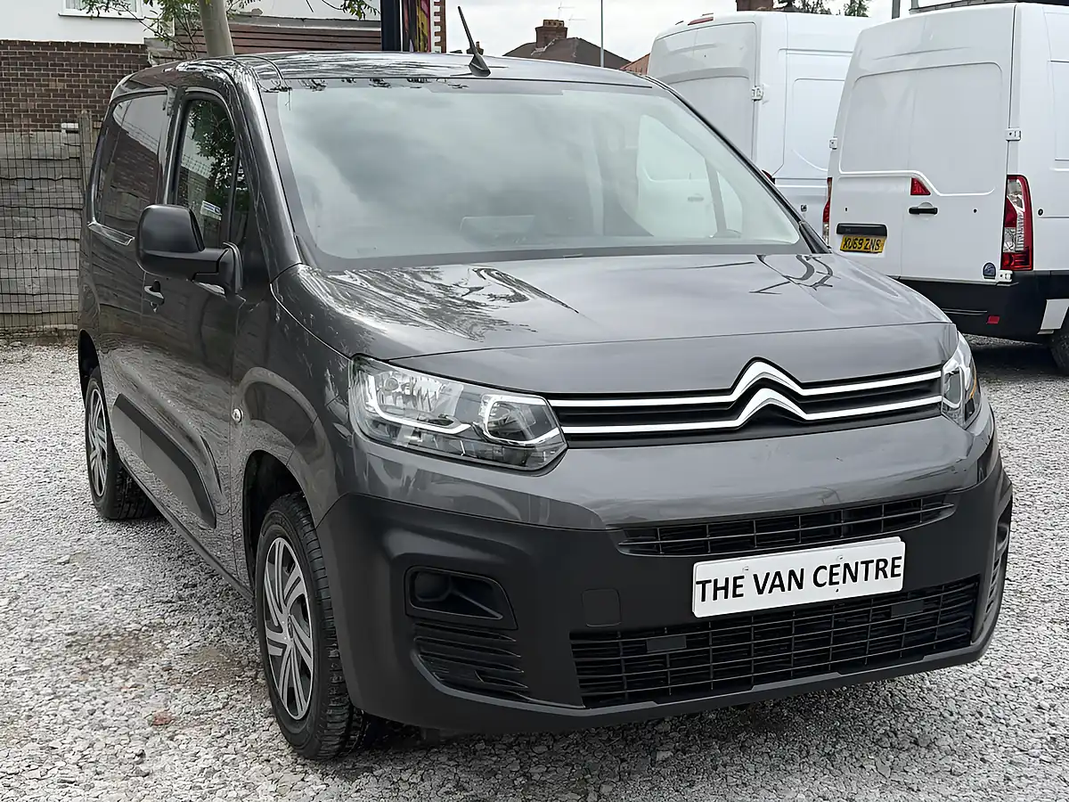 Used 2023 Citroen Berlingo Enterprise Edition 1000 M Grey - Interior and Exterior details 2