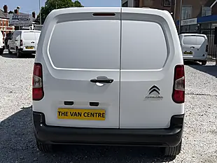 Used 2023 Citroen Berlingo Enterprise Edition 1000 M White - Interior and Exterior details 10
