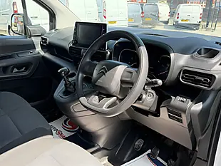 Used 2023 Citroen Berlingo Enterprise Edition 1000 M White - Interior and Exterior details 13