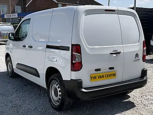 Used 2023 Citroen Berlingo Enterprise Edition 1000 M White - Interior and Exterior details 8