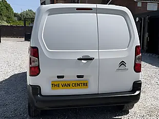 Used 2023 Citroen Berlingo Enterprise Edition 1000 M White - Interior and Exterior details 9