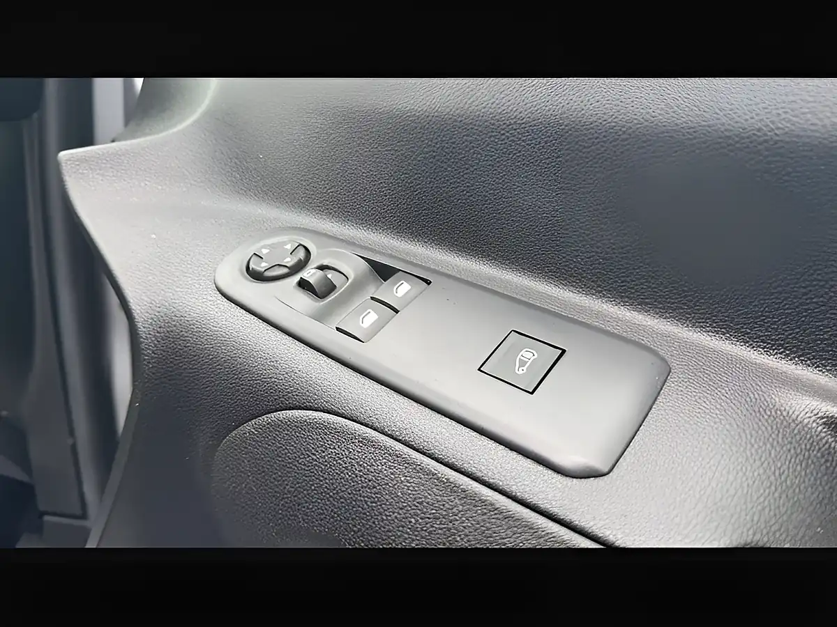Used 2023 Citroen Berlingo Enterprise Edition Grey Artense - Interior and Exterior details 11