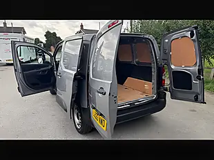Used 2023 Citroen Berlingo Enterprise Edition Grey Artense - Interior and Exterior details 2