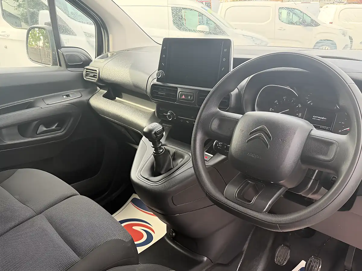 Used 2023 Citroen Berlingo Enterprise Edition Grey - Interior and Exterior details 13