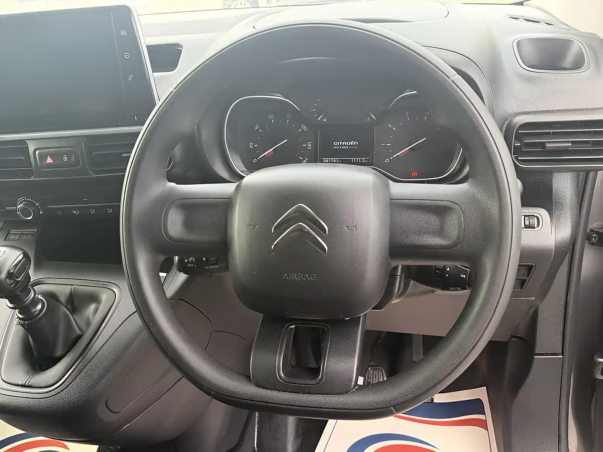 Used 2023 Citroen Berlingo Enterprise Edition Grey - Interior and Exterior details 14