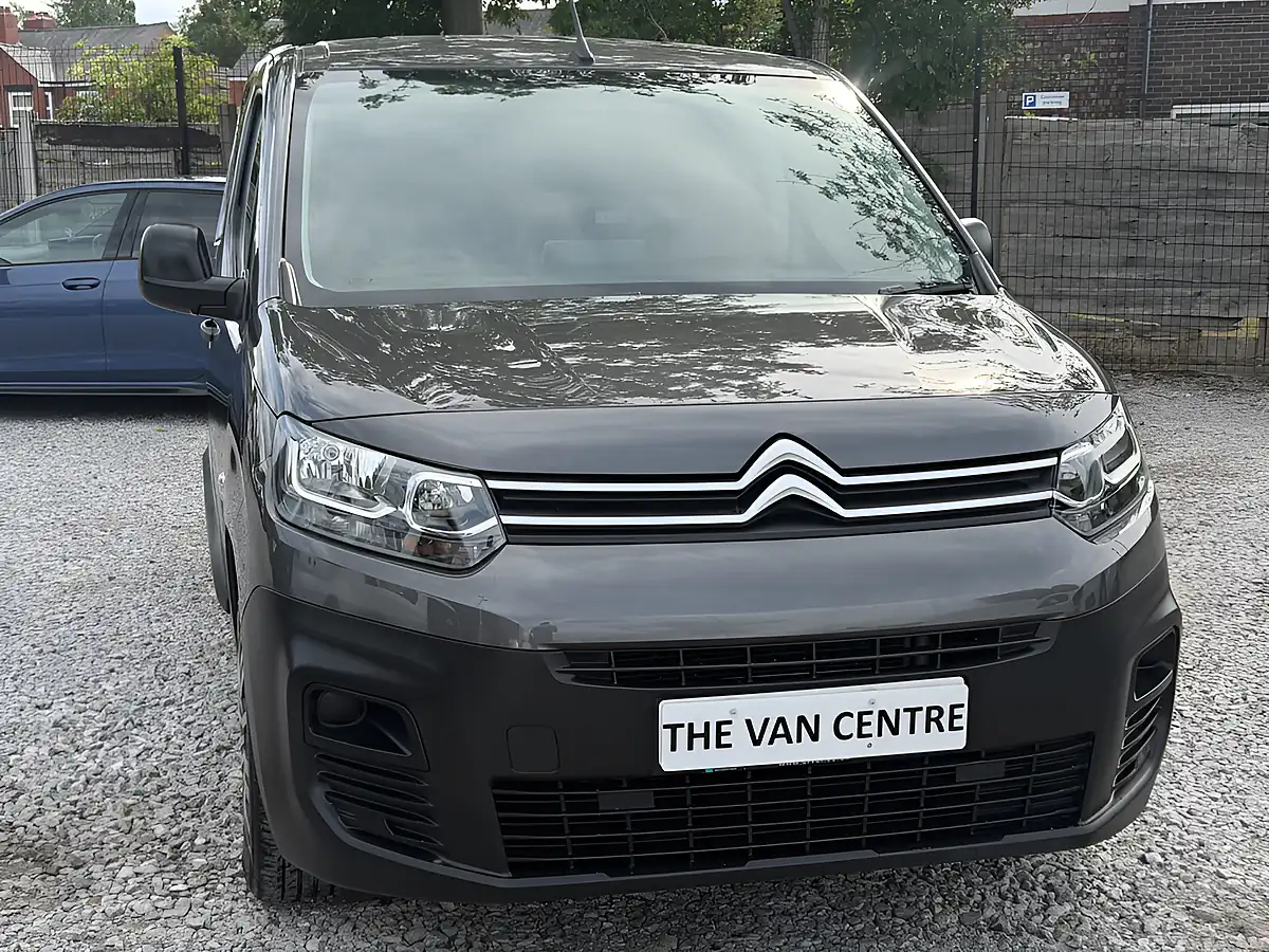 Used 2023 Citroen Berlingo Enterprise Edition Grey - Interior and Exterior details 2