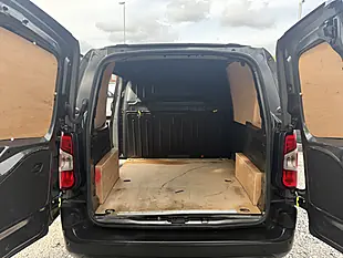 Used 2023 Citroen Berlingo Enterprise Edition Grey - Interior and Exterior details 20