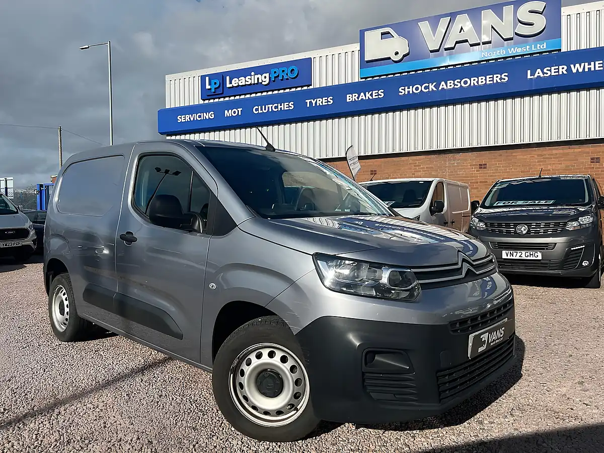 Used 2023 Citroen Berlingo Enterprise Edition M Grey Artense - Interior and Exterior details 4