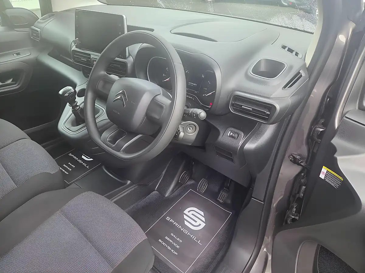 Used 2023 Citroen Berlingo Enterprise Edition M Grey - Interior and Exterior details 14