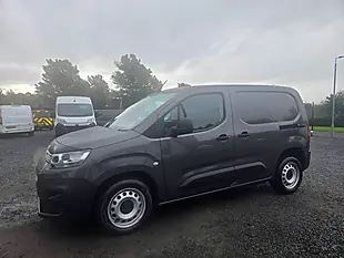 Used 2023 Citroen Berlingo Enterprise Edition M Grey - Interior and Exterior details 7