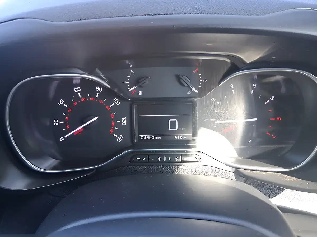 Used 2023 Citroen Berlingo Enterprise Edition M Grey - Interior and Exterior details 15