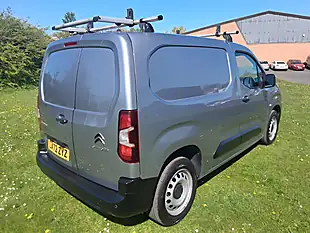 Used 2023 Citroen Berlingo Enterprise Edition M Grey - Interior and Exterior details 5