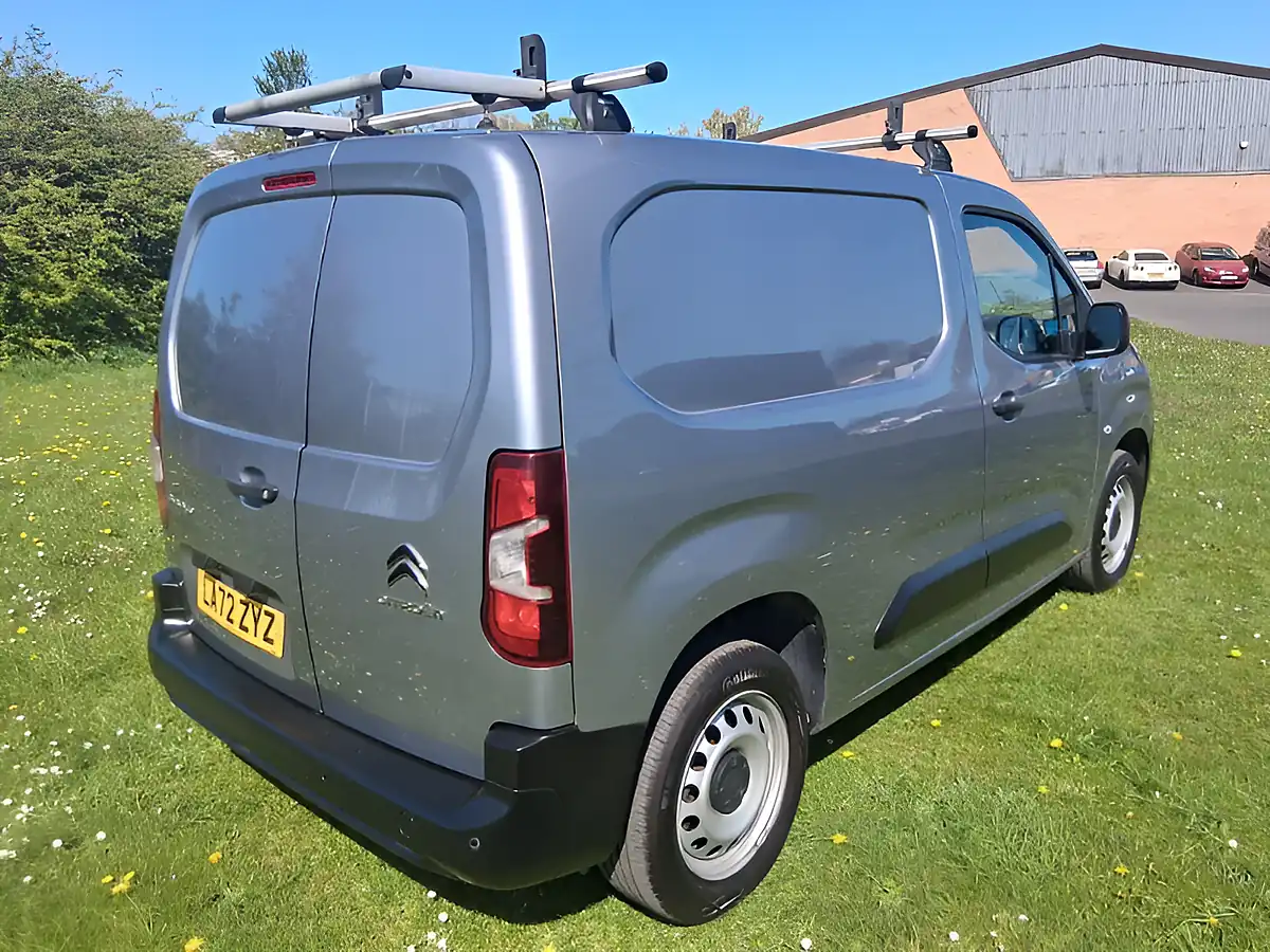Used 2023 Citroen Berlingo Enterprise Edition M Grey - Interior and Exterior details 5