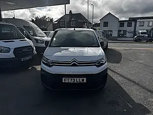 Used 2023 Citroen Berlingo Enterprise Edition M Icy White - Interior and Exterior details 2