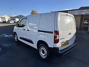Used 2023 Citroen Berlingo Enterprise Edition M Icy White - Interior and Exterior details 7