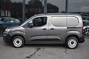 Used 2023 Citroen Berlingo Enterprise Edition M Platinum Grey - Interior and Exterior details 10