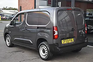 Used 2023 Citroen Berlingo Enterprise Edition M Platinum Grey - Interior and Exterior details 11