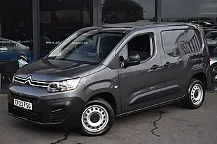 Used 2023 Citroen Berlingo Enterprise Edition M Platinum Grey - Interior and Exterior details 4