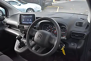 Used 2023 Citroen Berlingo Enterprise Edition M Platinum Grey - Interior and Exterior details 8