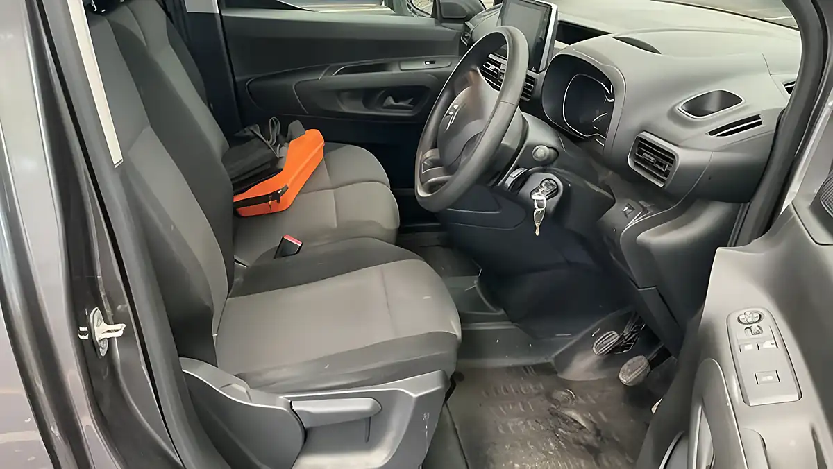 Used 2023 Citroen Berlingo Enterprise Edition M Swb Grey - Interior and Exterior details 9