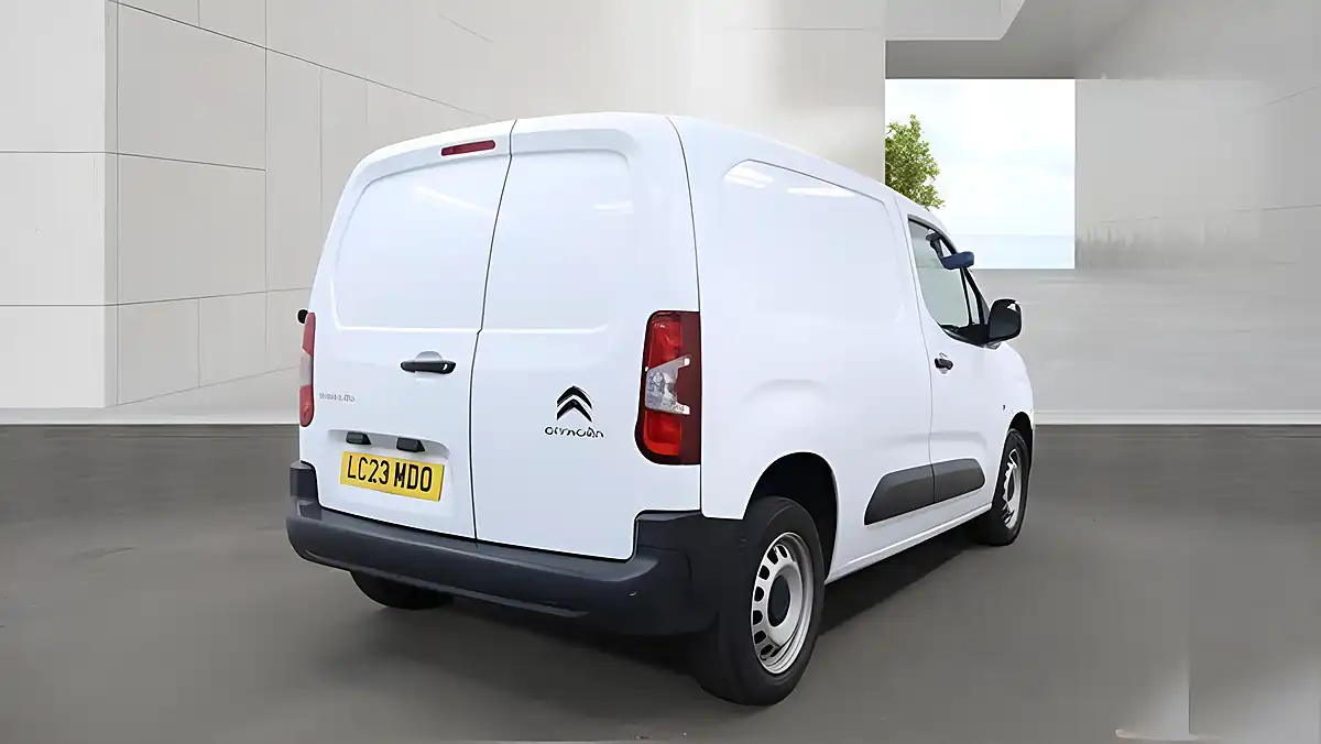 Used 2023 Citroen Berlingo Enterprise Edition M Swb White - Interior and Exterior details 4