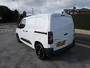 Used 2023 Citroen Berlingo Enterprise Edition M Swb White - Interior and Exterior details 3