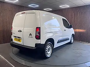 Used 2023 Citroen Berlingo Enterprise Edition M White - Interior and Exterior details 10