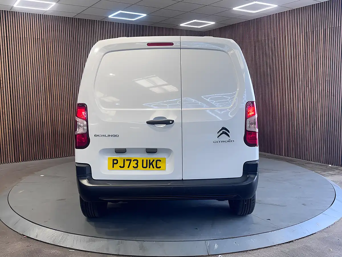 Used 2023 Citroen Berlingo Enterprise Edition M White - Interior and Exterior details 11