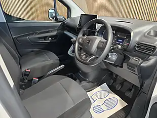 Used 2023 Citroen Berlingo Enterprise Edition M White - Interior and Exterior details 17