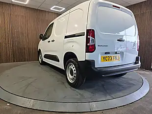 Used 2023 Citroen Berlingo Enterprise Edition M White - Interior and Exterior details 5