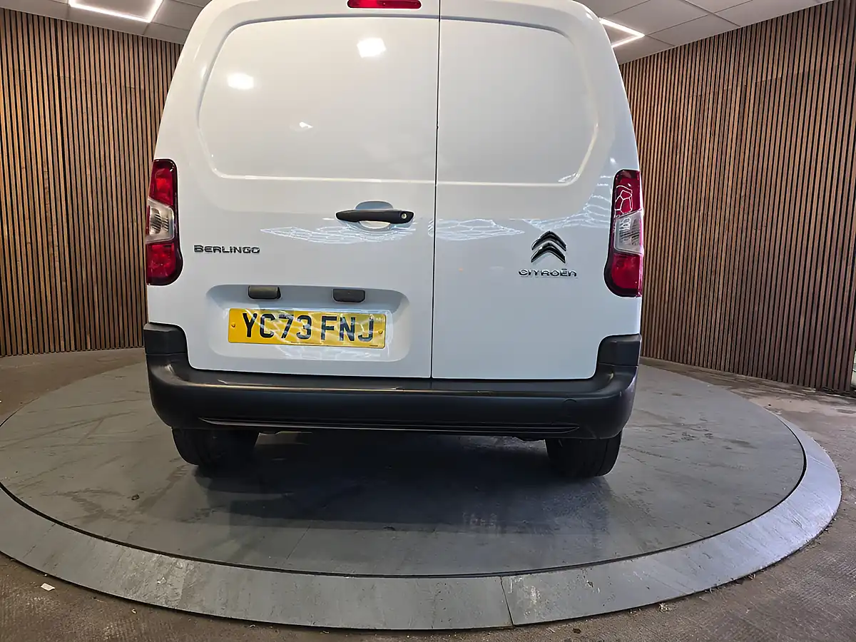 Used 2023 Citroen Berlingo Enterprise Edition M White - Interior and Exterior details 6