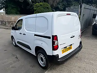 Used 2023 Citroen Berlingo Enterprise Edition M White - Interior and Exterior details 9