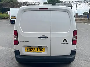 Used 2023 Citroen Berlingo Enterprise Edition M White - Interior and Exterior details 8