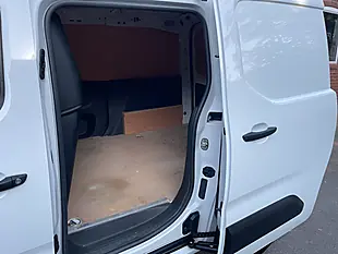 Used 2023 Citroen Berlingo Enterprise Edition M White - Interior and Exterior details 20