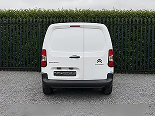Used 2023 Citroen Berlingo Enterprise Edition M White - Interior and Exterior details 8