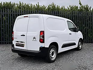 Used 2023 Citroen Berlingo Enterprise Edition M White - Interior and Exterior details 9