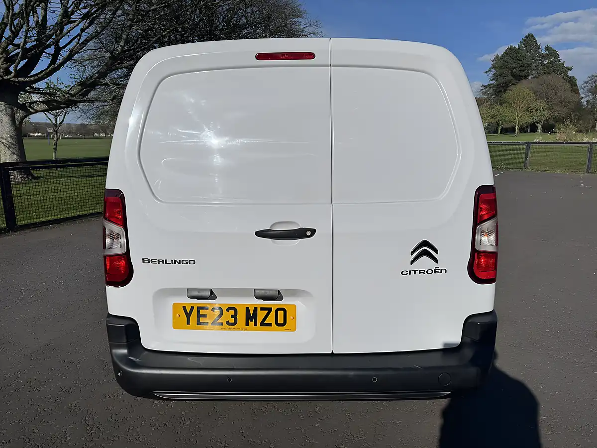 Used 2023 Citroen Berlingo Enterprise Edition M White - Interior and Exterior details 6