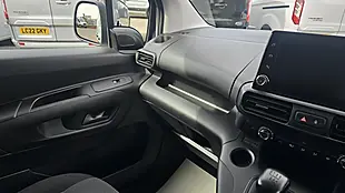 Used 2023 Citroen Berlingo Enterprise Edition M White - Interior and Exterior details 19