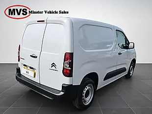 Used 2023 Citroen Berlingo Enterprise Edition M White - Interior and Exterior details 6