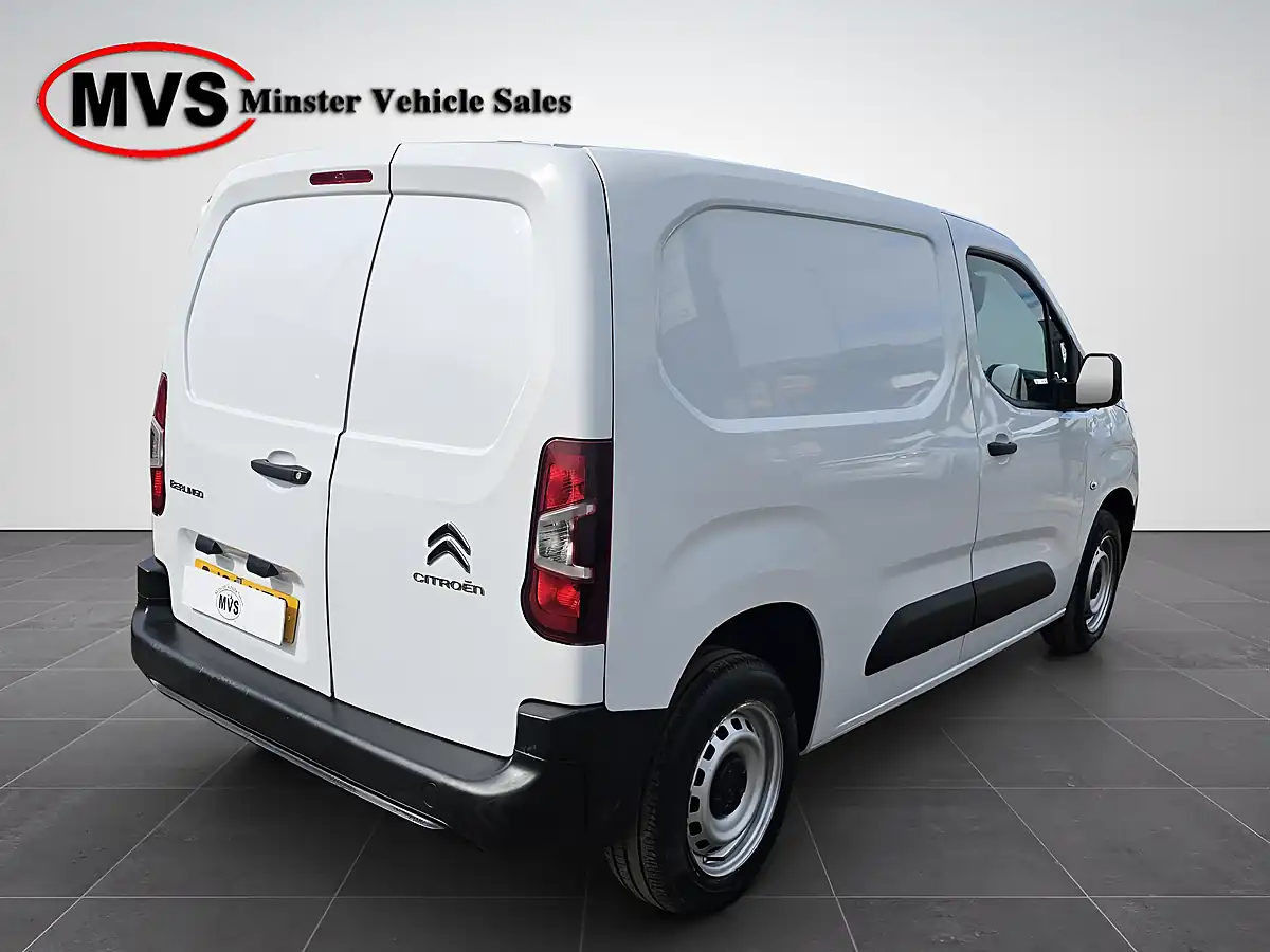 Used 2023 Citroen Berlingo Enterprise Edition M White - Interior and Exterior details 6