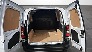 Used 2023 Citroen Berlingo Enterprise Edition M White - Interior and Exterior details 9