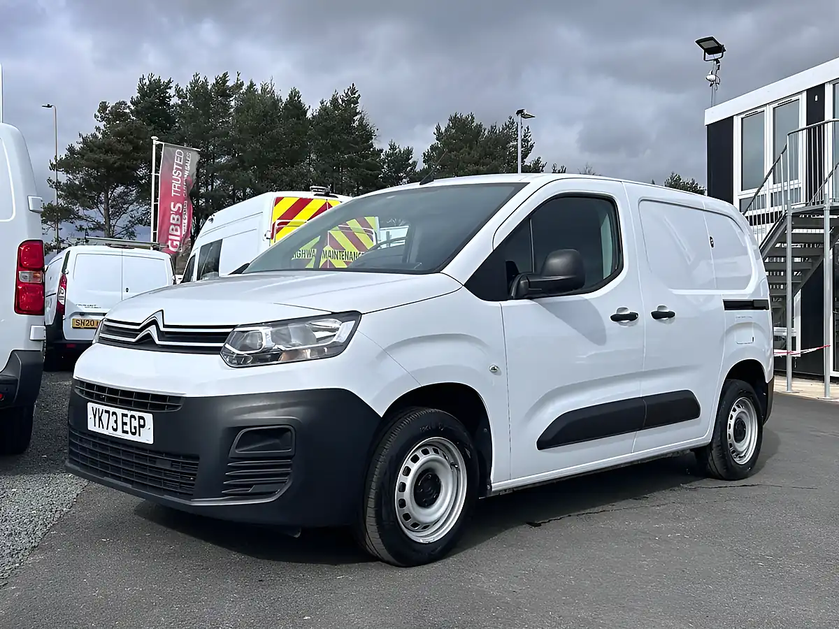 Used 2023 Citroen Berlingo Enterprise Edition M White - Interior and Exterior details 10
