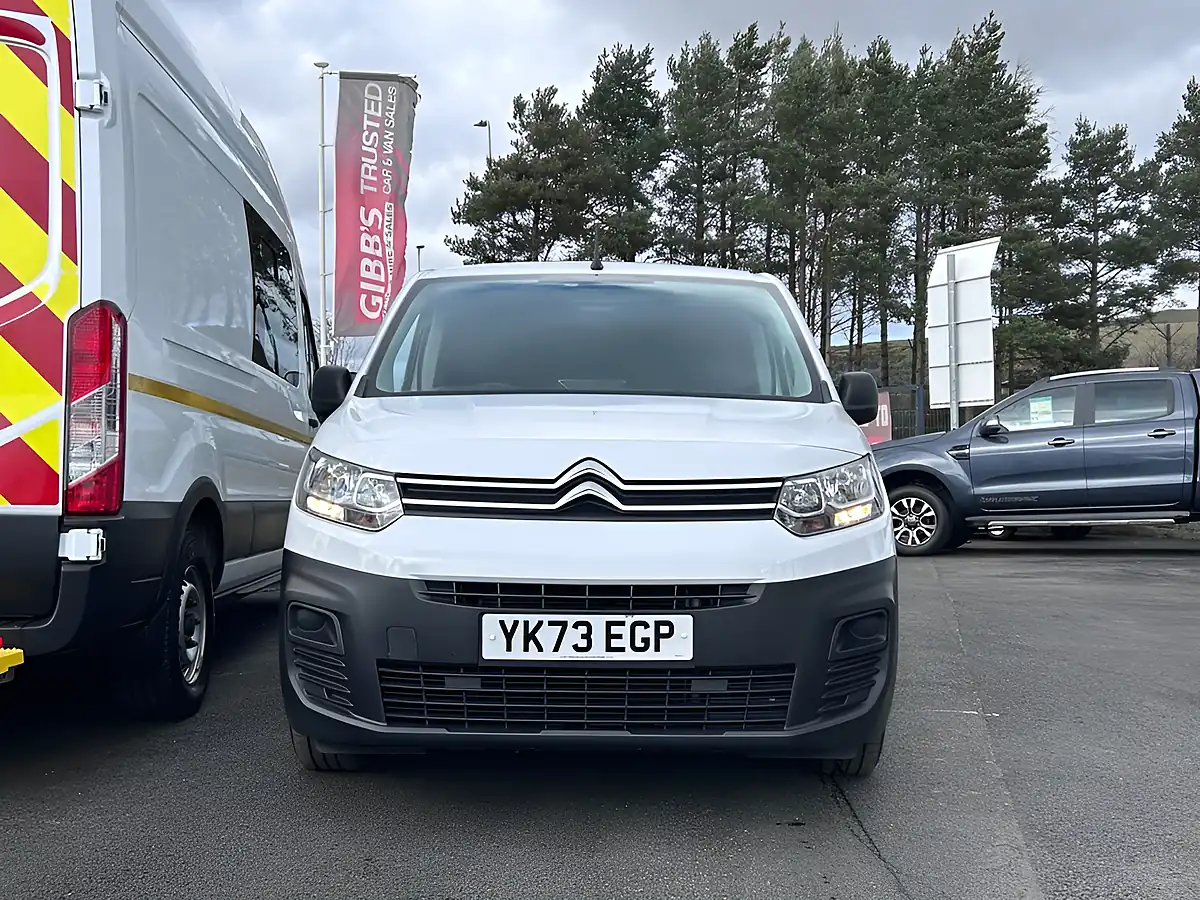 Used 2023 Citroen Berlingo Enterprise Edition M White - Interior and Exterior details 11