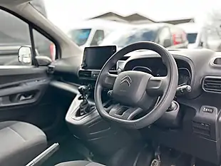 Used 2023 Citroen Berlingo Enterprise Edition M White - Interior and Exterior details 14