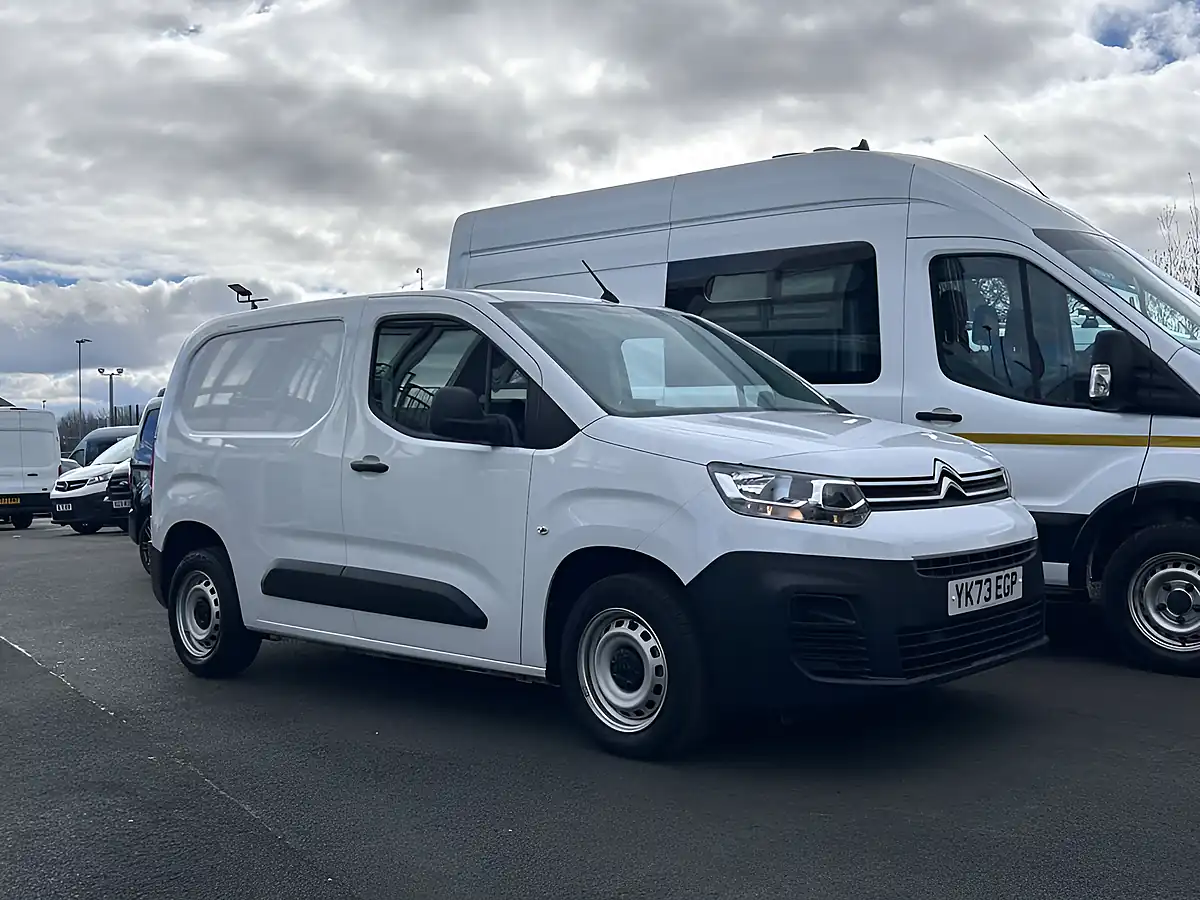 Used 2023 Citroen Berlingo Enterprise Edition M White - Interior and Exterior details 2