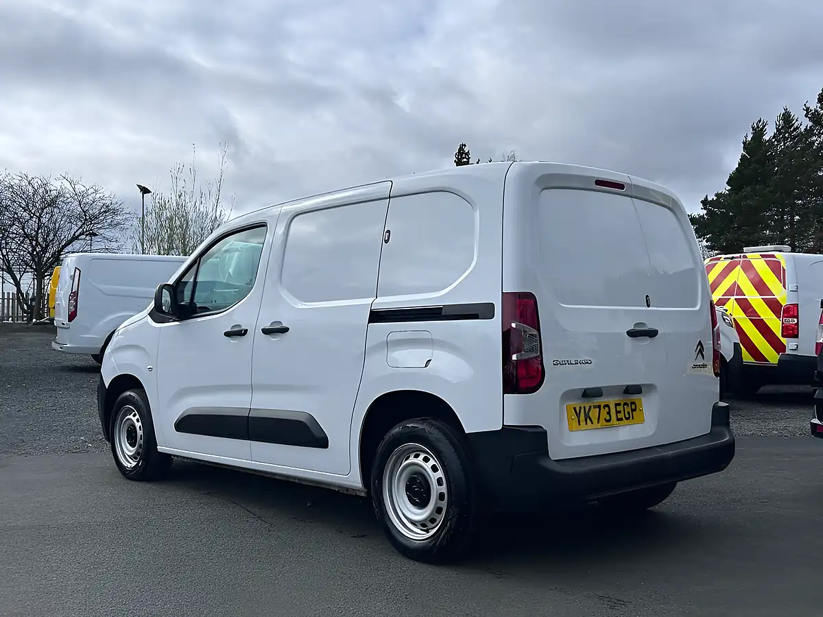 Used 2023 Citroen Berlingo Enterprise Edition M White - Interior and Exterior details 7