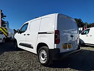 Used 2023 Citroen Berlingo Enterprise Edition M White - Interior and Exterior details 11