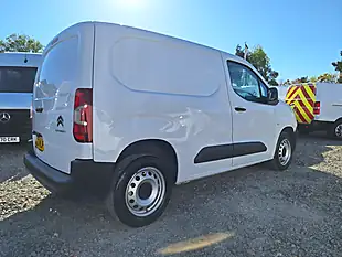 Used 2023 Citroen Berlingo Enterprise Edition M White - Interior and Exterior details 4